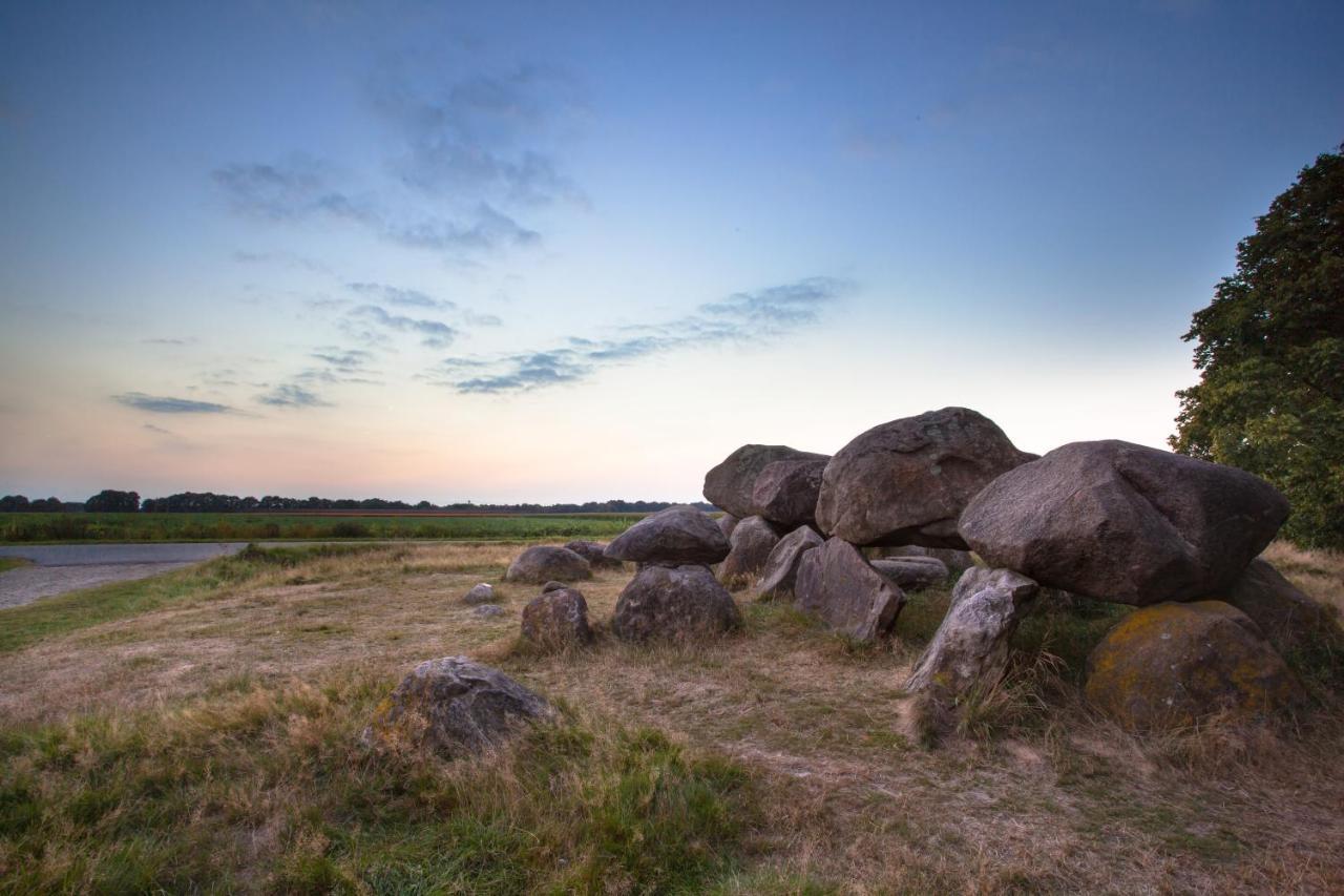 4P Chalet Tolve Met 4 Fietsen Vlakbij Natuurgebieden Drents Friese Wold, Fochteloerveen En Gevangenisdorp Veenhuizen Oosterwolde  المظهر الخارجي الصورة